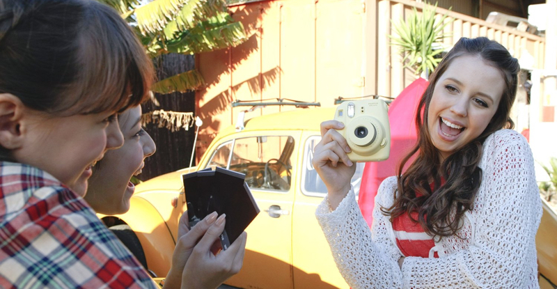 Illustration for article titled Five Best Point-and-Shoot Cameras